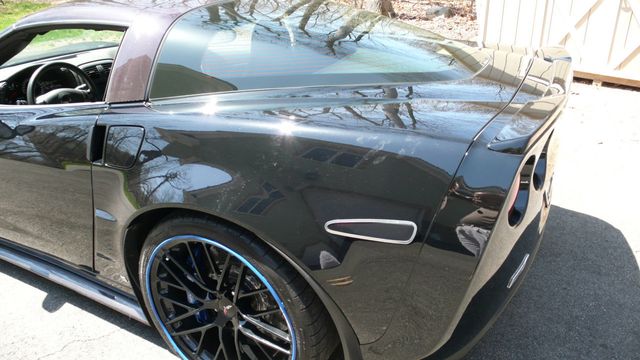 2009 Chevrolet Corvette 2dr Coupe ZR1 w/3ZR - 17621426 - 19