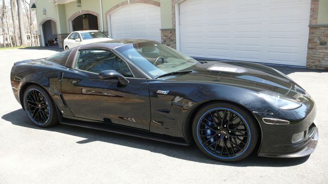 2009 Chevrolet Corvette 2dr Coupe ZR1 w/3ZR - 17621426 - 3