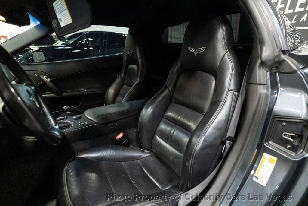 2009 Chevrolet Corvette 4LT Coupe photo 17