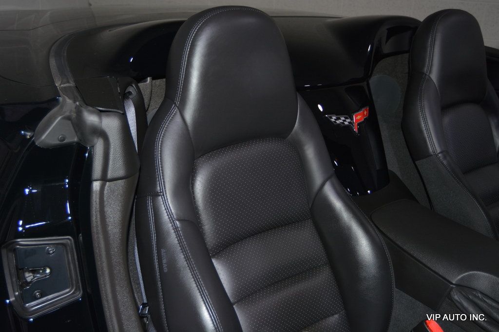 2009 Chevrolet Corvette Base Trim - 22925173 - 17