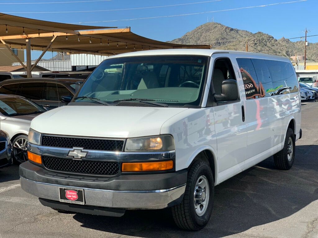 2009 Chevrolet Express Passenger RWD 3500 155" 15 Passenger - 22940195 - 17
