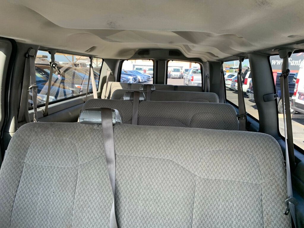 2009 Chevrolet Express Passenger RWD 3500 155" 15 Passenger - 22940195 - 8