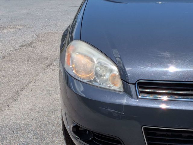 2009 Chevrolet Impala 4dr Sedan LTZ - 23037817 - 9