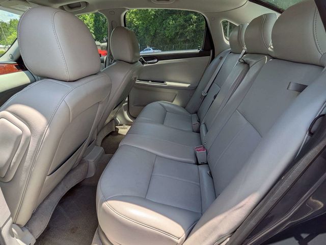 2009 Chevrolet Impala 4dr Sedan LTZ - 23037817 - 12