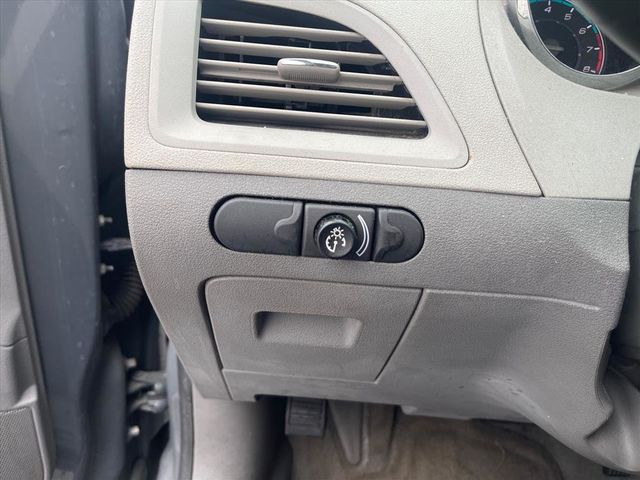 2009 Chevrolet Malibu LS - 22969484 - 11