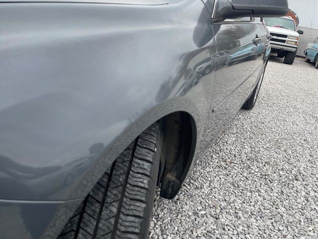 2009 Chevrolet Malibu LS - 22969484 - 4