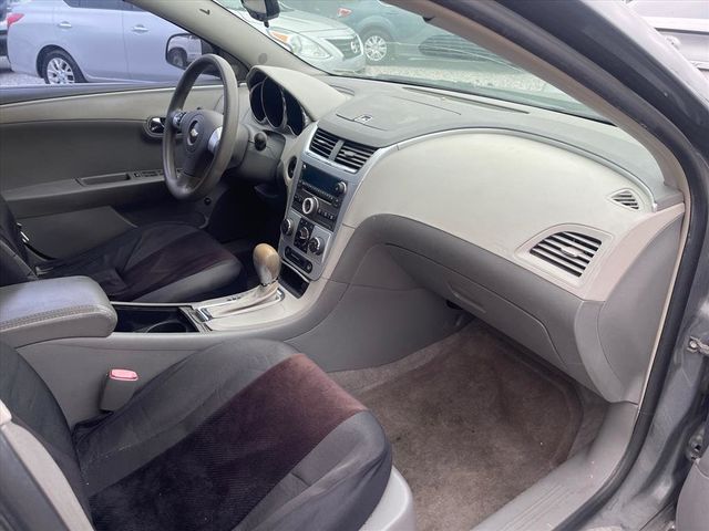 2009 Chevrolet Malibu LS Sedan 4D - 22969484 - 15