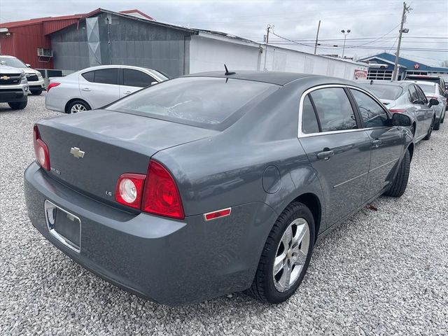 2009 Chevrolet Malibu LS Sedan 4D - 22969484 - 1