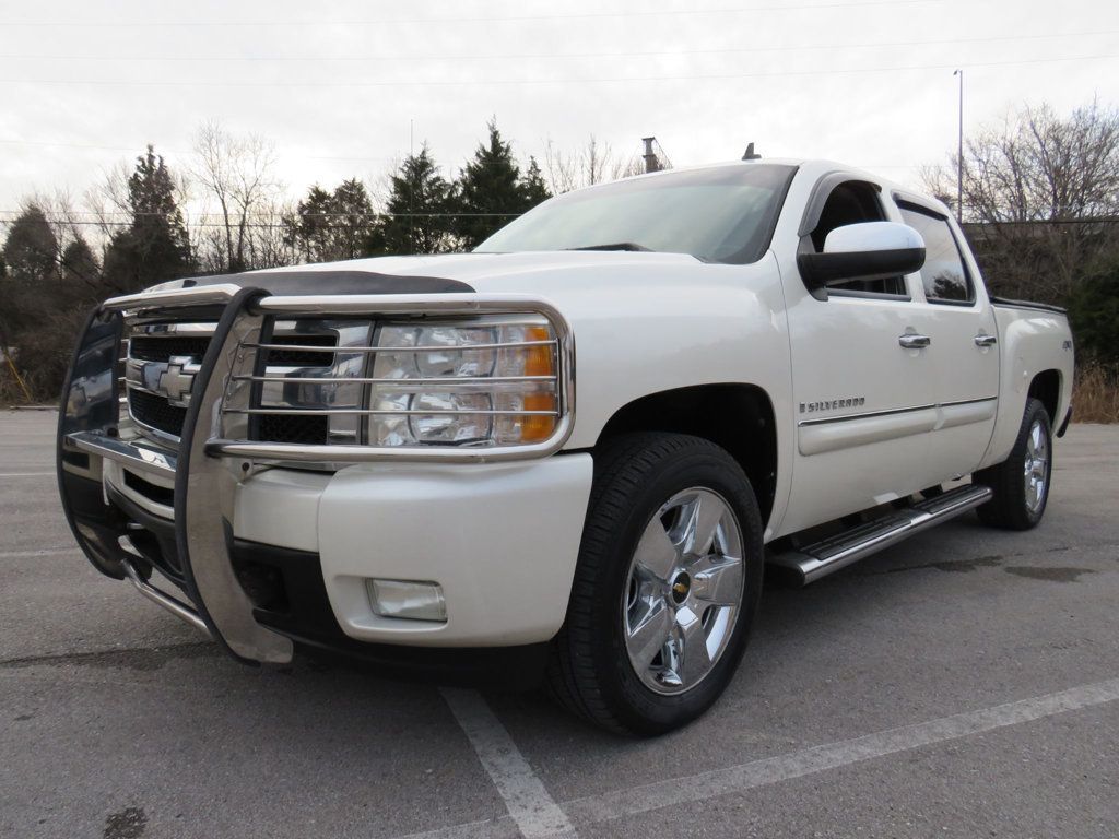 2009 Chevrolet Silverado 1500 4WD Crew Cab 143.5" LTZ - 22733484 - 1