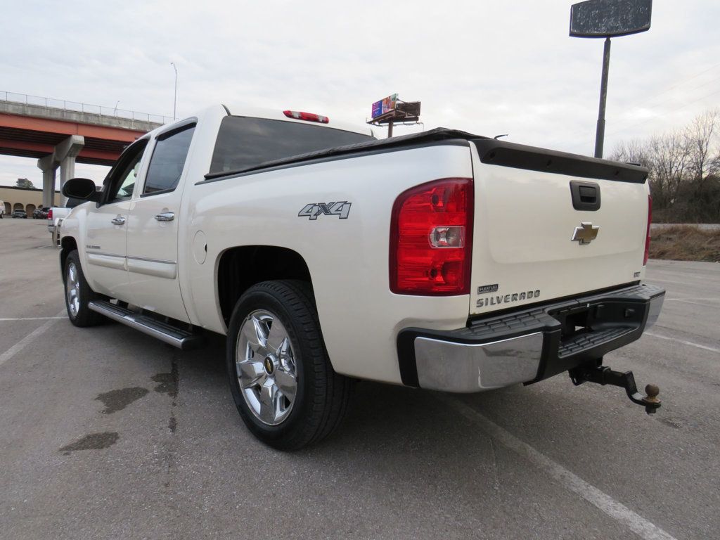 2009 Chevrolet Silverado 1500 4WD Crew Cab 143.5" LTZ - 22733484 - 7