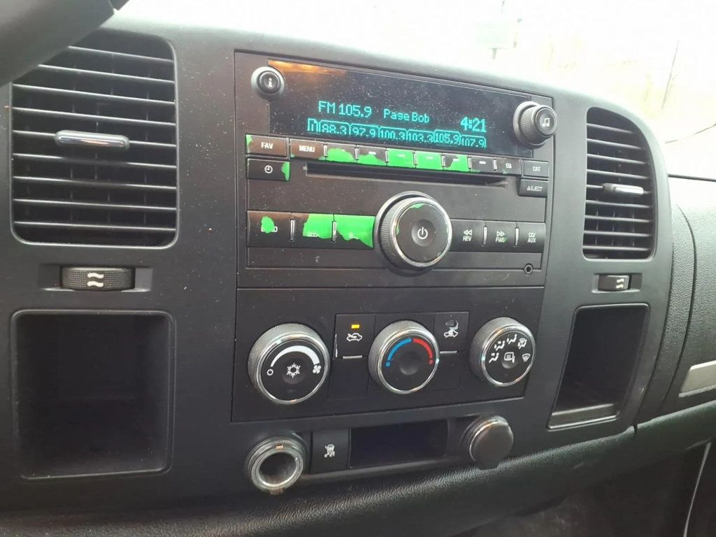 2009 Chevrolet Silverado 1500 Crew Cab LT Pickup 4D 5 3/4 ft - 22993058 - 10