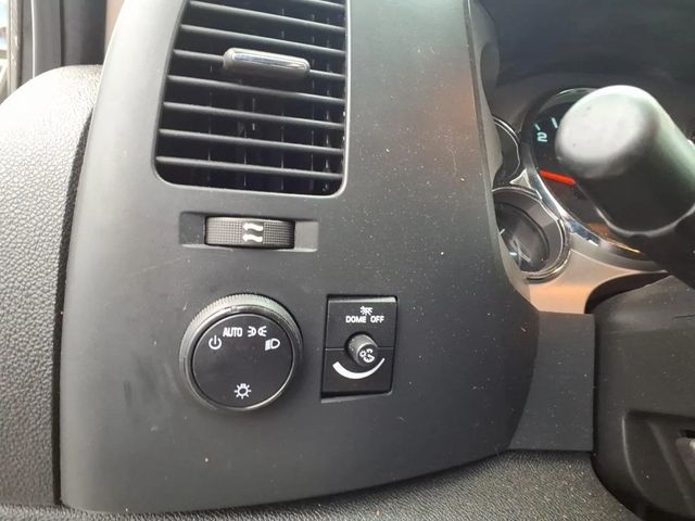 2009 Chevrolet Silverado 1500 Crew Cab LT Pickup 4D 5 3/4 ft - 22993058 - 11