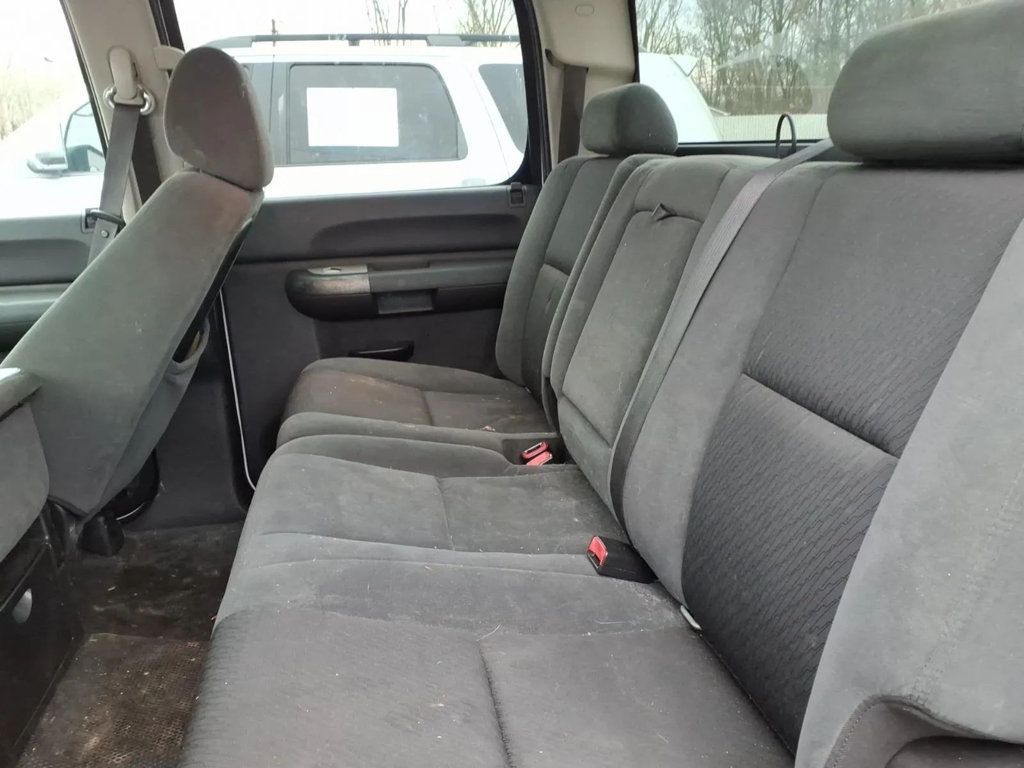 2009 Chevrolet Silverado 1500 Crew Cab LT Pickup 4D 5 3/4 ft - 23015207 - 13