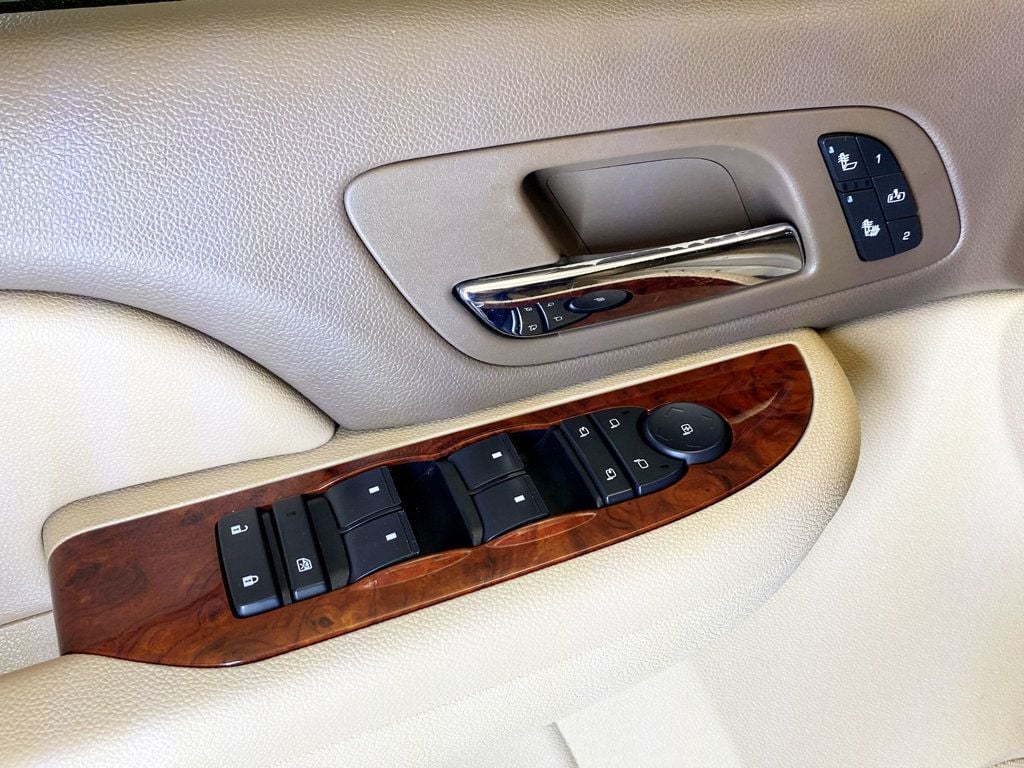 2009 Chevrolet Tahoe 2WD 4dr 1500 LT w/1LT - 22894857 - 17