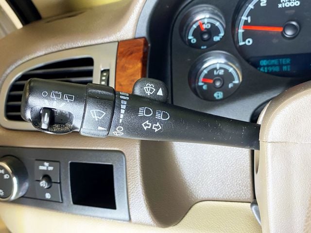 2009 Chevrolet Tahoe 2WD 4dr 1500 LT w/1LT - 22894857 - 25