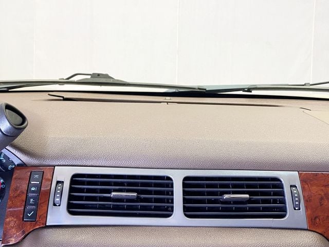 2009 Chevrolet Tahoe 2WD 4dr 1500 LT w/1LT - 22894857 - 29