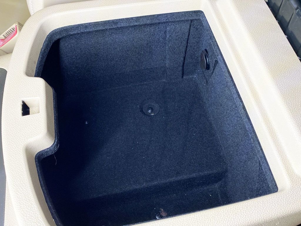 2009 Chevrolet Tahoe 2WD 4dr 1500 LT w/1LT - 22894857 - 33