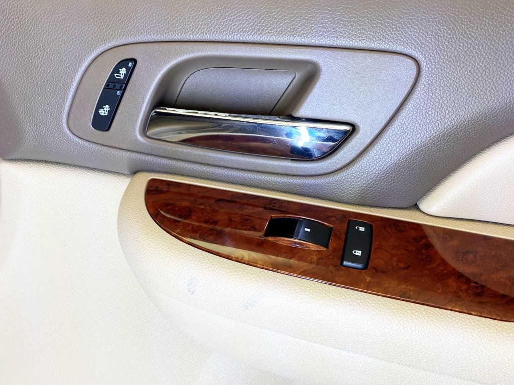 2009 Chevrolet Tahoe 2WD 4dr 1500 LT w/1LT - 22894857 - 36