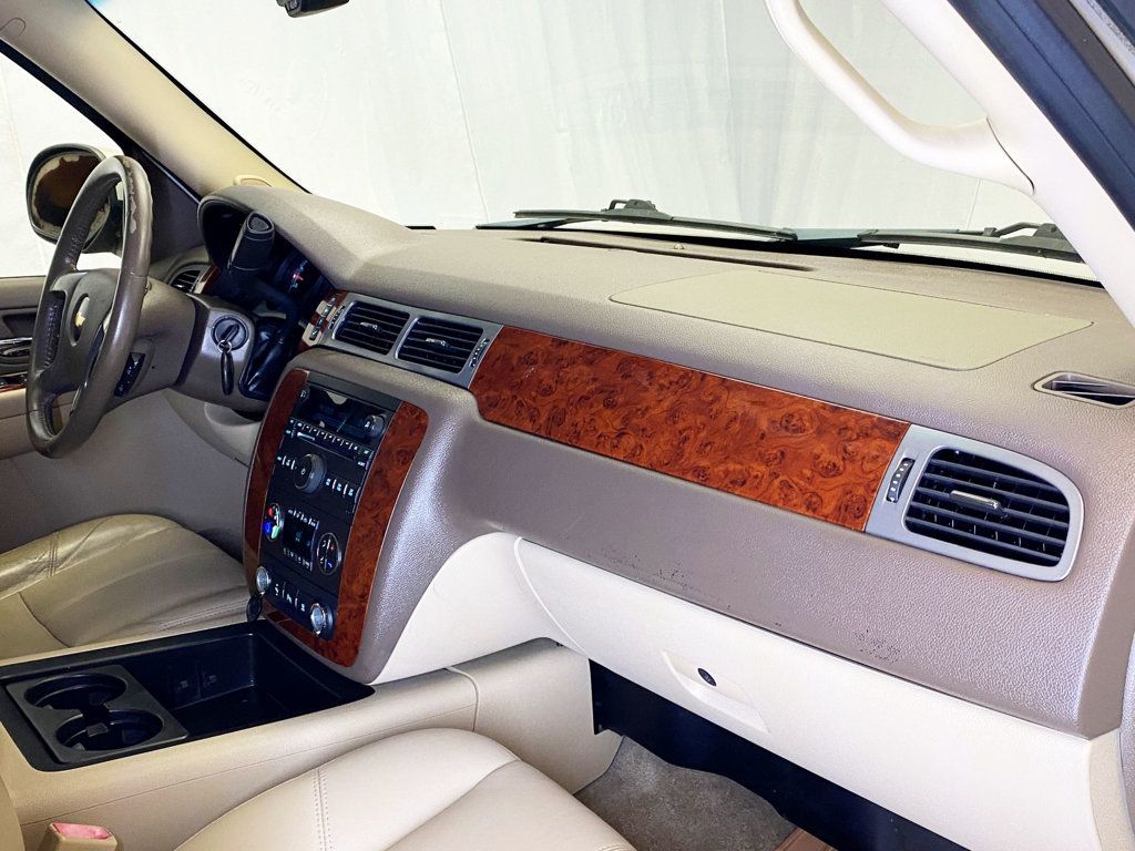 2009 Chevrolet Tahoe 2WD 4dr 1500 LT w/1LT - 22894857 - 39