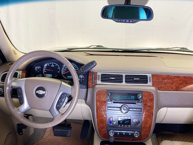 2009 Chevrolet Tahoe 2WD 4dr 1500 LT w/1LT - 22894857 - 40