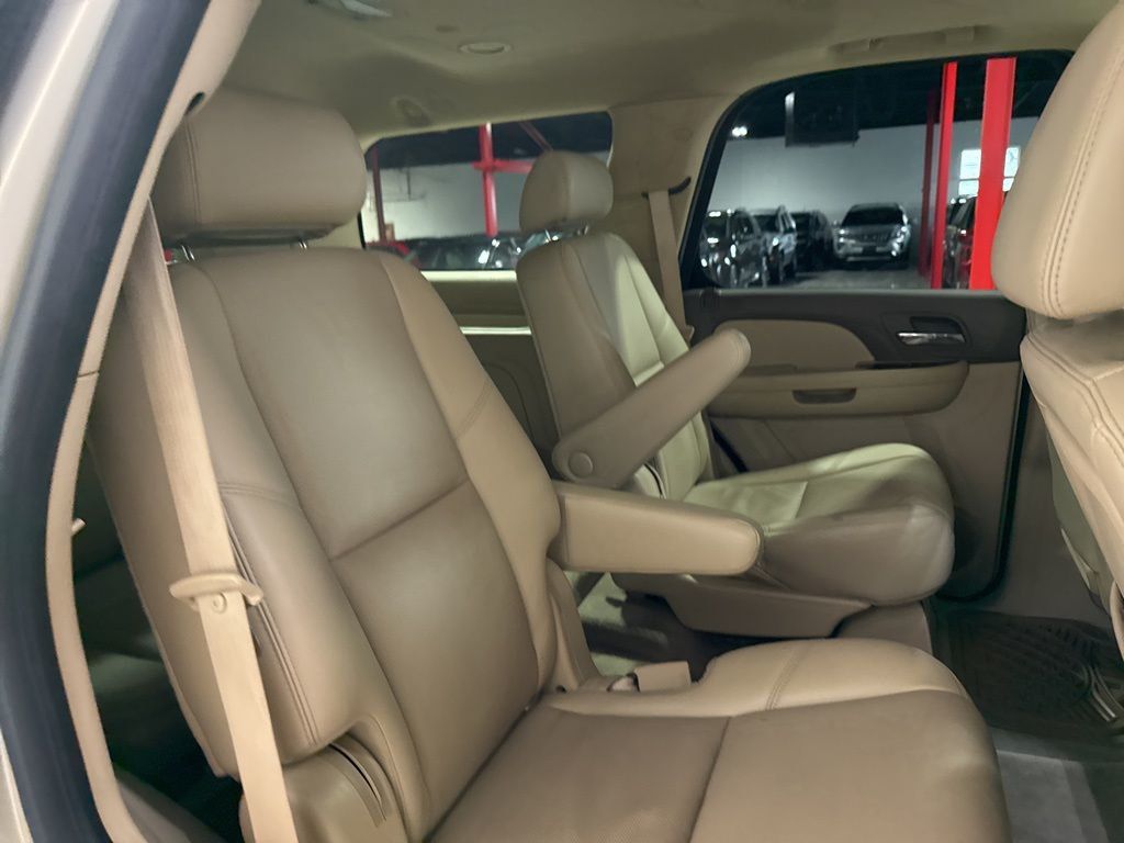 2009 Chevrolet Tahoe 4WD 4dr 1500 LTZ - 23005394 - 35