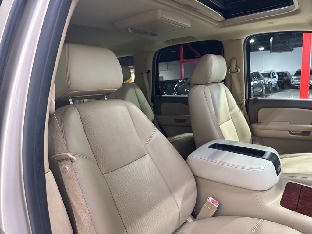 2009 Chevrolet Tahoe 4WD 4dr 1500 LTZ - 23005394 - 42