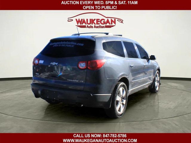 2009 Chevrolet Traverse AWD 4dr LTZ - 22978726 - 3