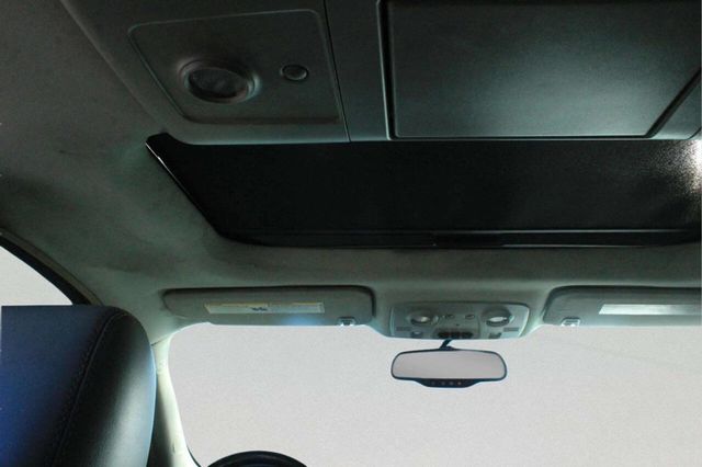 2009 Chevrolet Traverse AWD 4dr LTZ - 22978726 - 8