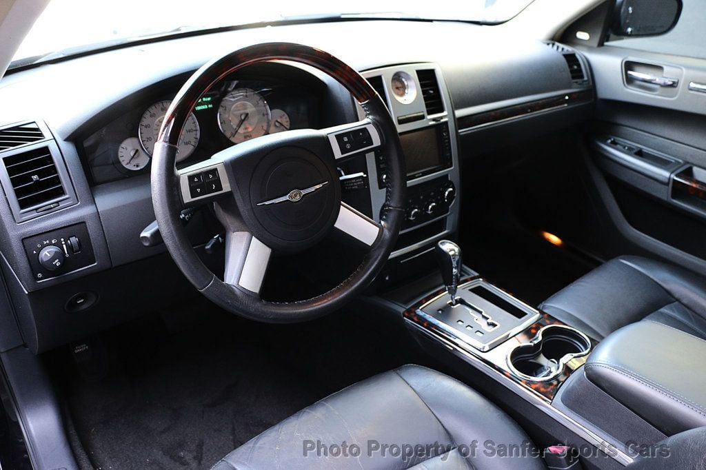 2009 Chrysler 300 C - 22988735 - 22