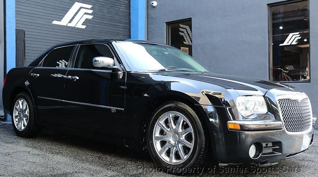 2009 Chrysler 300 C - 22988735 - 2