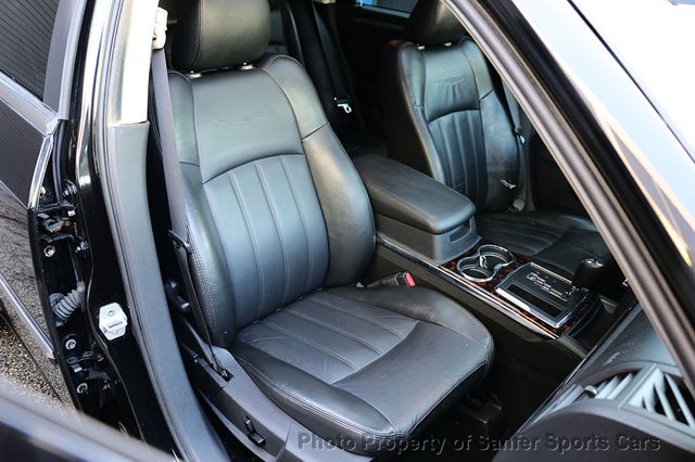 2009 Chrysler 300 C - 22988735 - 29