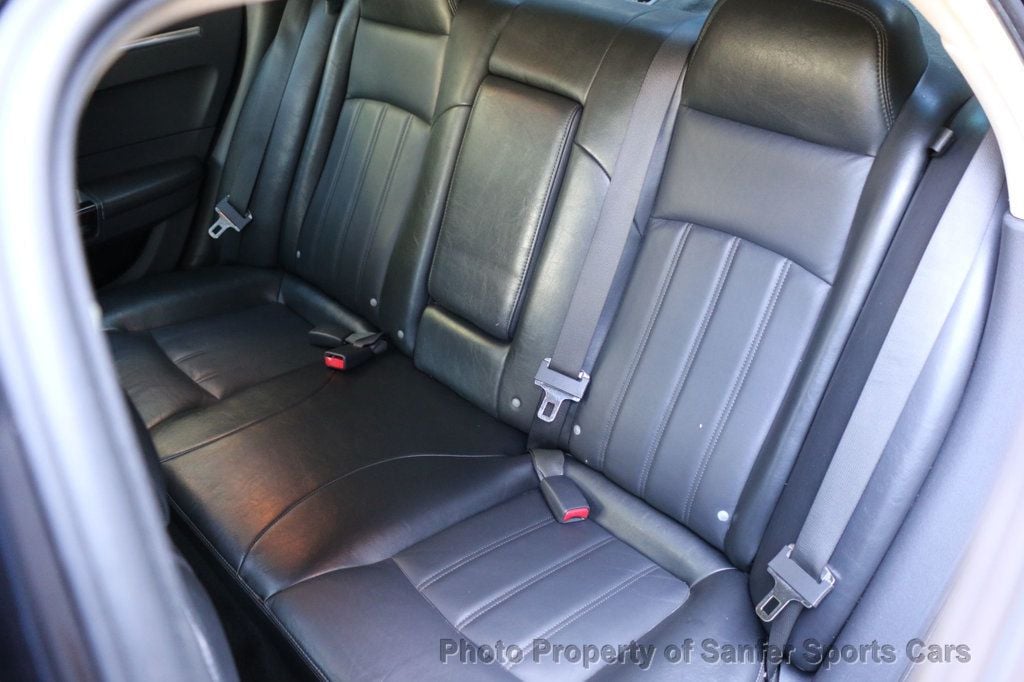 2009 Chrysler 300 C - 22988735 - 32