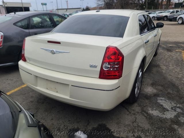 2009 Chrysler 300 Touring - 22771680 - 3