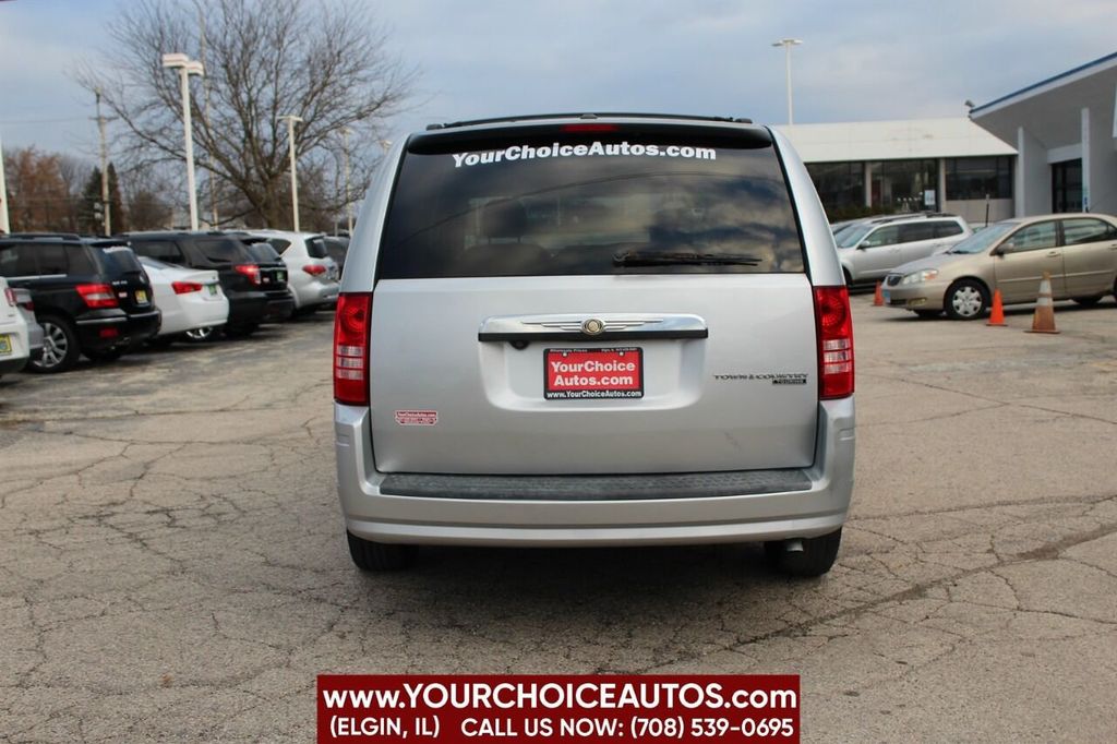 2009 Chrysler Town & Country 4dr Wagon Touring - 22250137 - 3