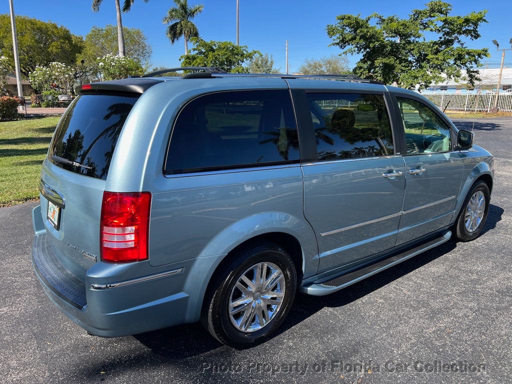 2009 Chrysler Town & Country Limited Wagon Van 4.0L - 22684804 - 3