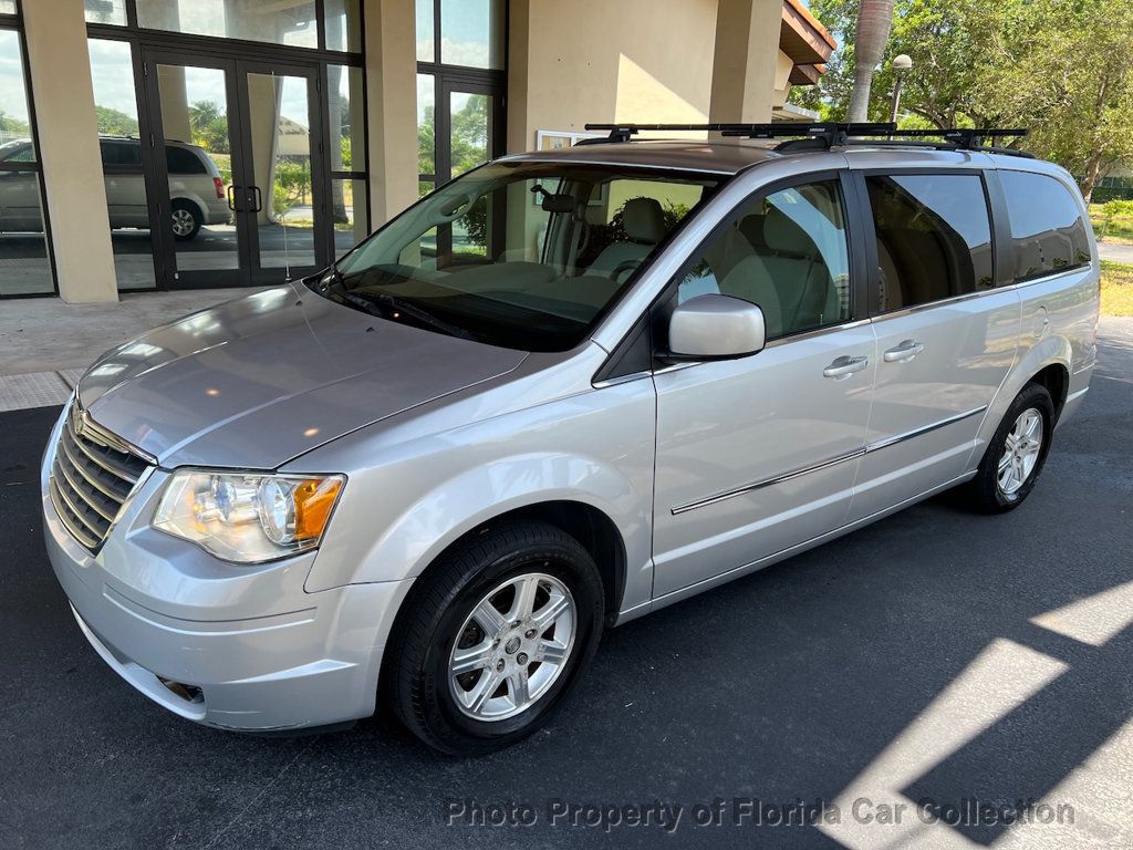 2009 Chrysler Town & Country Touring Minivan Wagon 3.8L - 22458080 - 50