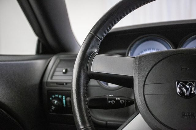2009 Dodge Challenger 2dr Coupe R/T - 22978357 - 44
