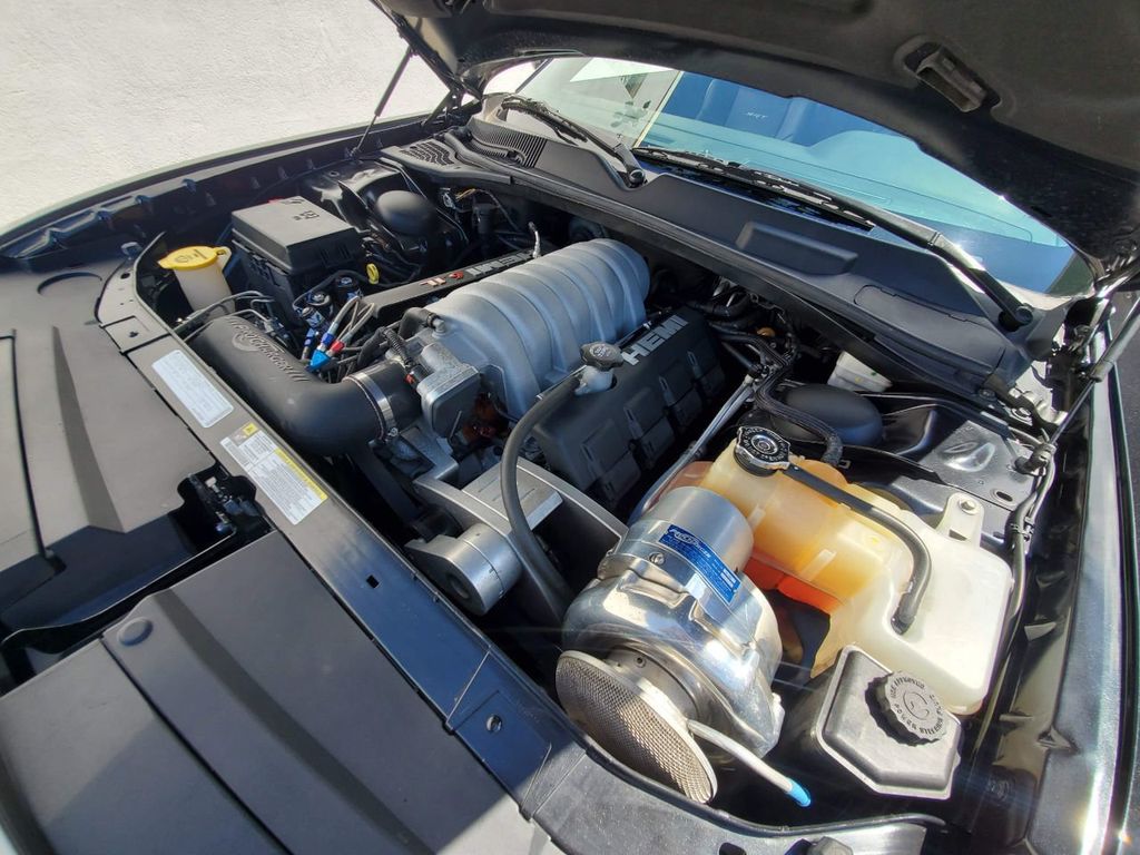 2009 Dodge Challenger 2dr Coupe SRT8 - 20246505 - 1