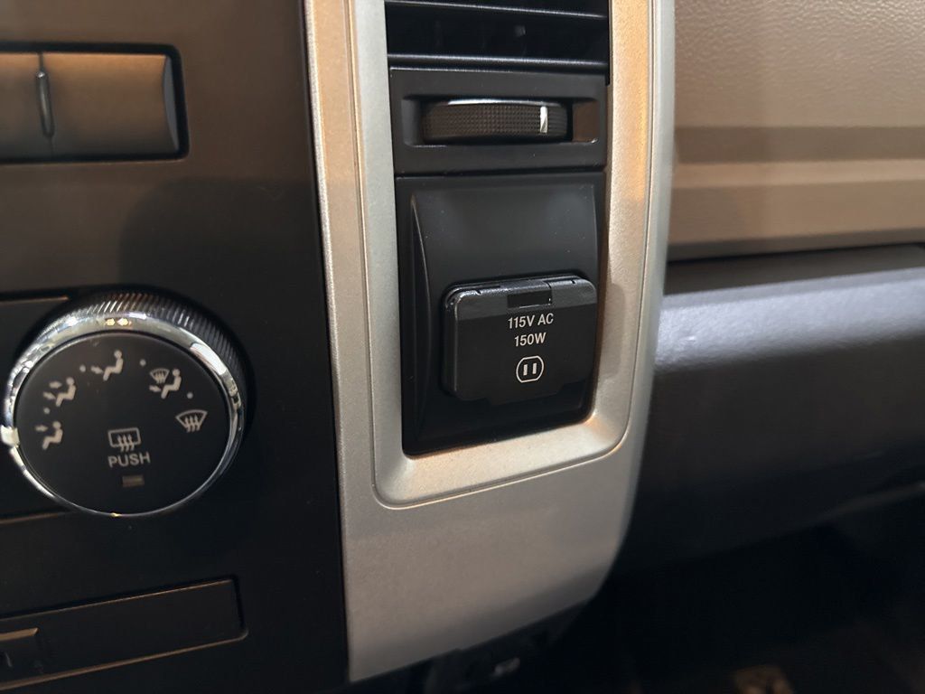 2009 Dodge Ram 1500 4WD Crew Cab 140.5" SLT - 23022287 - 17