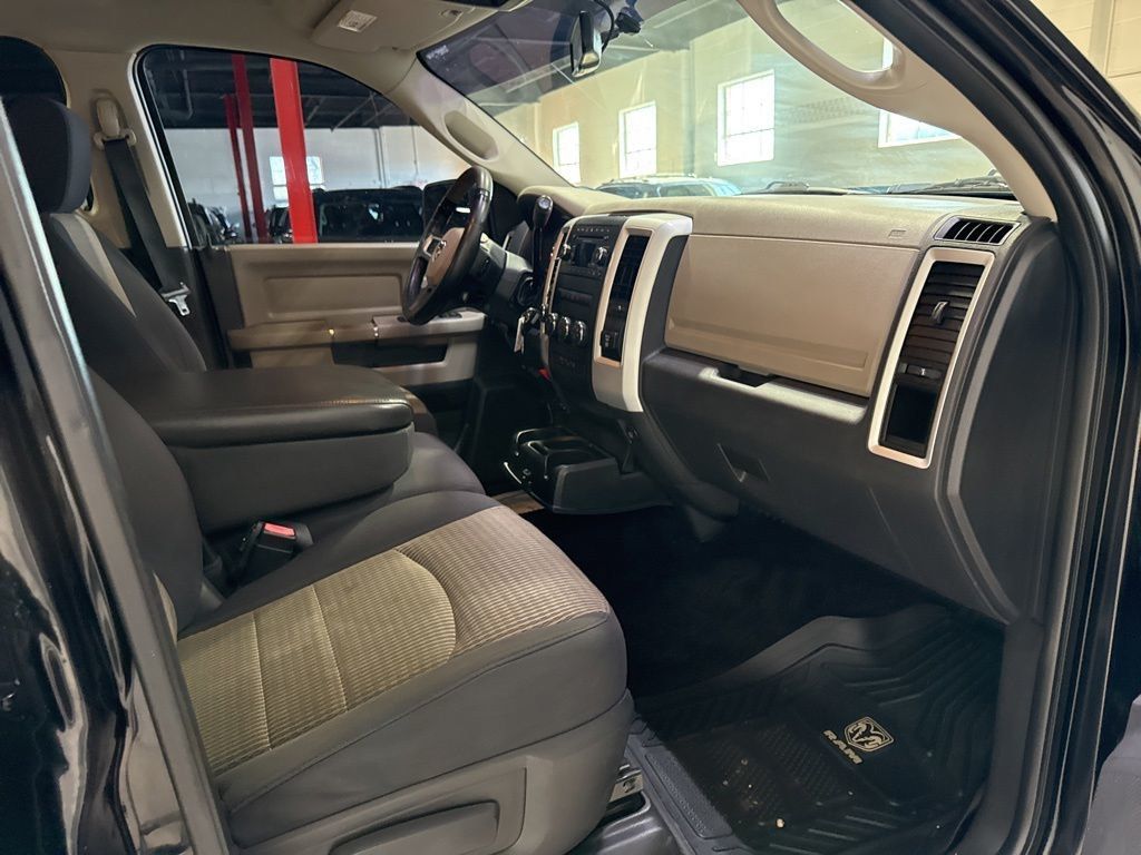 2009 Dodge Ram 1500 4WD Crew Cab 140.5" SLT - 23022287 - 34