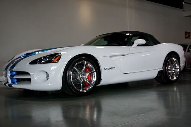 2009 Dodge Viper *Viper SRT10 Convertible* *Only 3k Miles* *All Stock & Original* - 23012064 - 2
