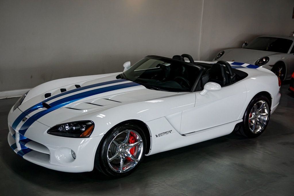 2009 Dodge Viper *Viper SRT10 Convertible* *Only 3k Miles* *All Stock & Original* - 23012064 - 32