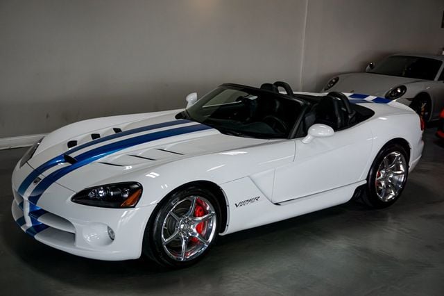 2009 Dodge Viper *Viper SRT10 Convertible* *Only 3k Miles* *All Stock & Original* - 23012064 - 32