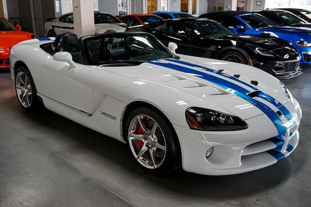 2009 Dodge Viper *Viper SRT10 Convertible* *Only 3k Miles* *All Stock & Original* - 23012064 - 3