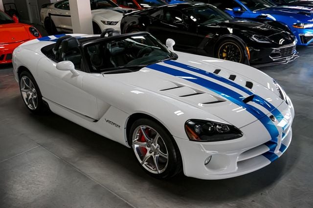 2009 Dodge Viper *Viper SRT10 Convertible* *Only 3k Miles* *All Stock & Original* - 23012064 - 57