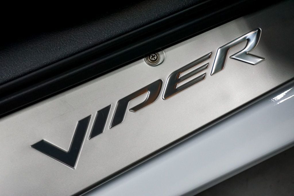 2009 Dodge Viper *Viper SRT10 Convertible* *Only 3k Miles* *All Stock & Original* - 23012064 - 69
