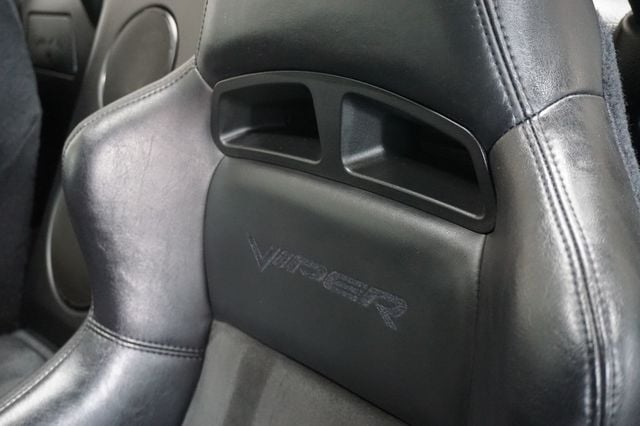 2009 Dodge Viper *Viper SRT10 Convertible* *Only 3k Miles* *All Stock & Original* - 23012064 - 77