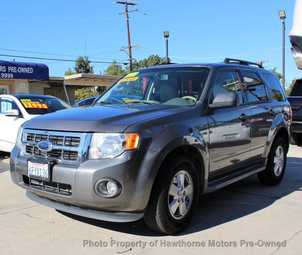 2009 Ford Escape FWD 4dr I4 Automatic XLT - 22920658 - 1