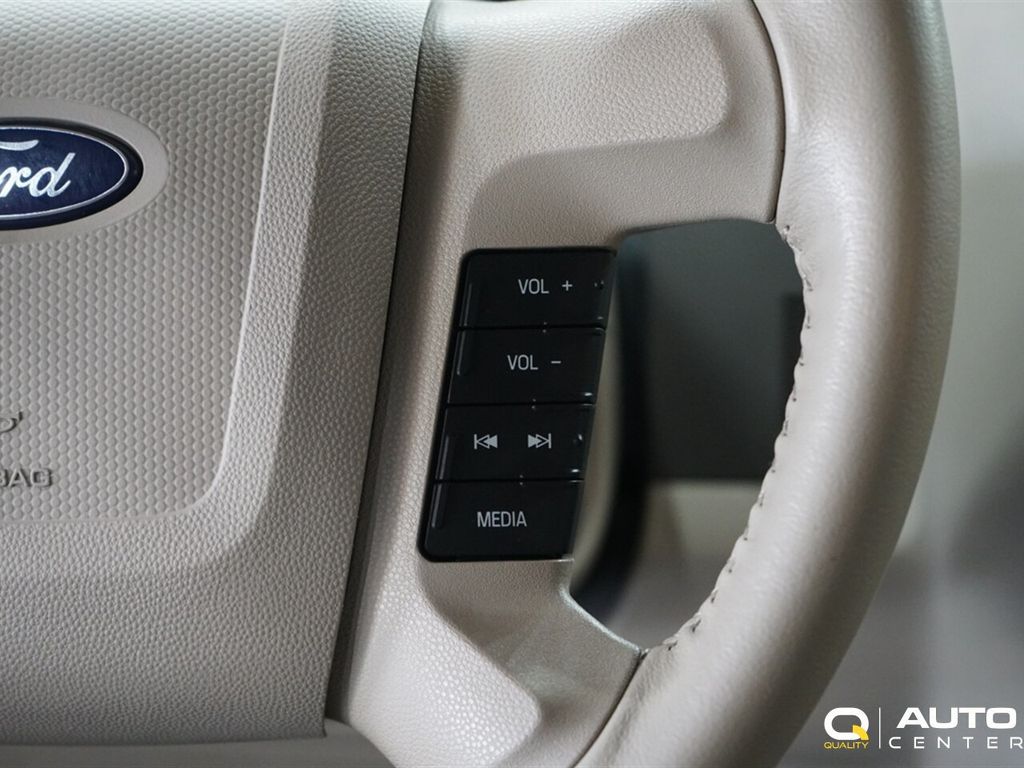 2009 Ford Escape Hybrid - 22924311 - 16