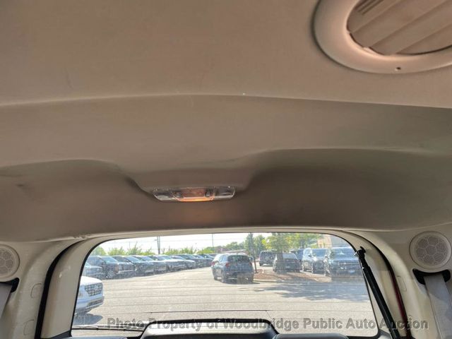 2009 Ford Flex 4dr Limited AWD - 23029960 - 10